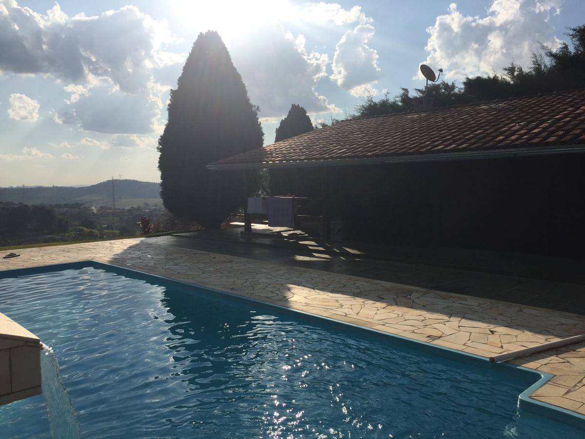 Linda Chacara Com Piscina Villa อาทิบายา ภายนอก รูปภาพ